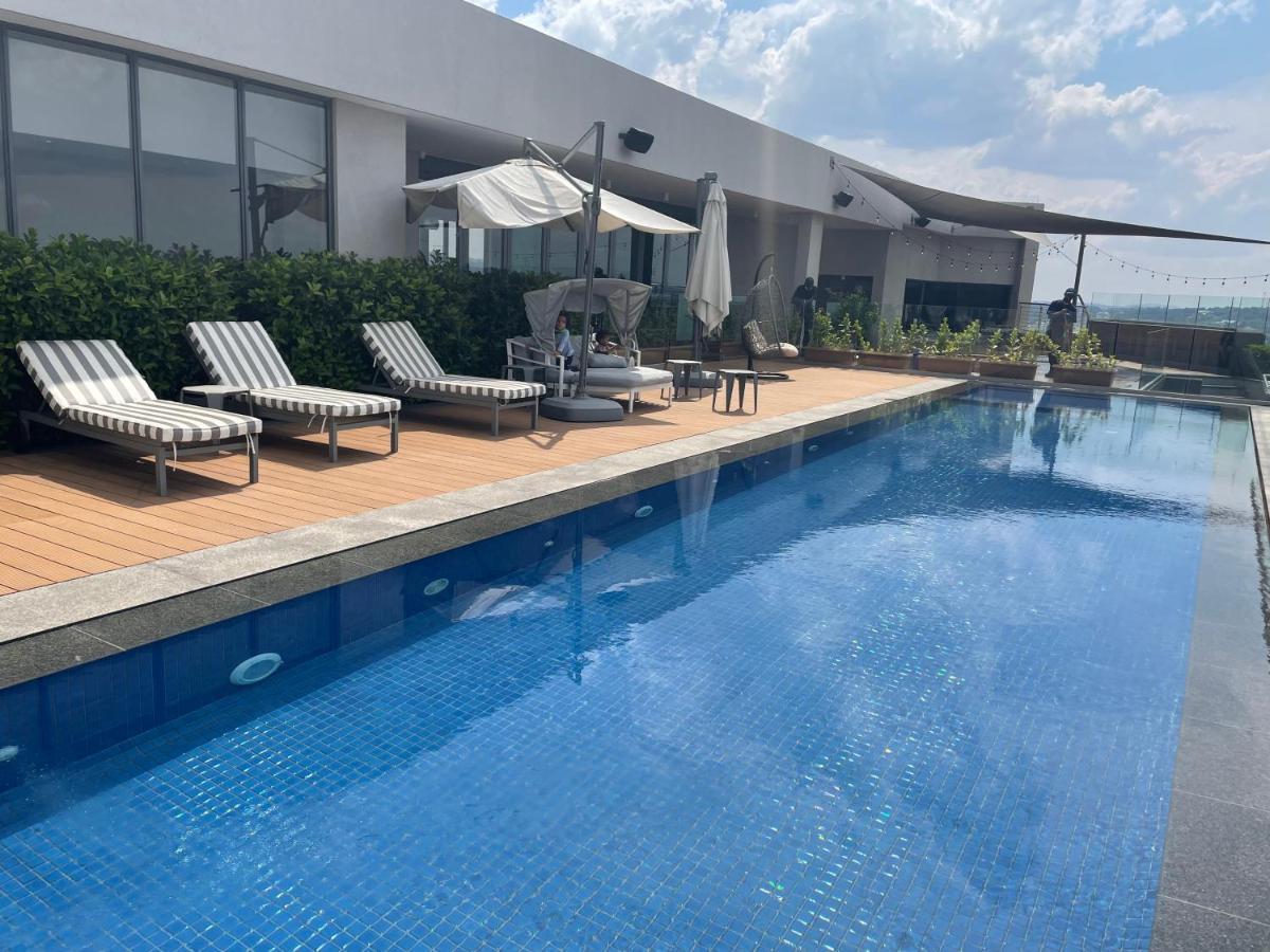 Menlyn Maine Trilogy Hotel Pretoria-Noord Zewnętrze zdjęcie